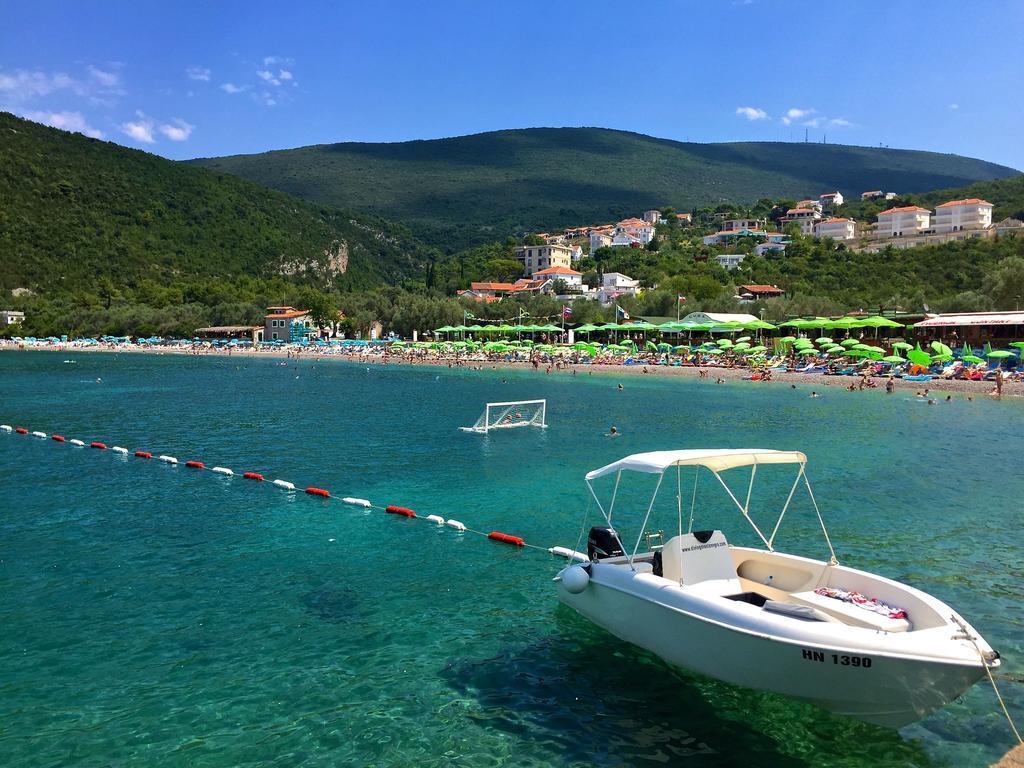 Zanjice Luxury Suite Luštica Exterior photo