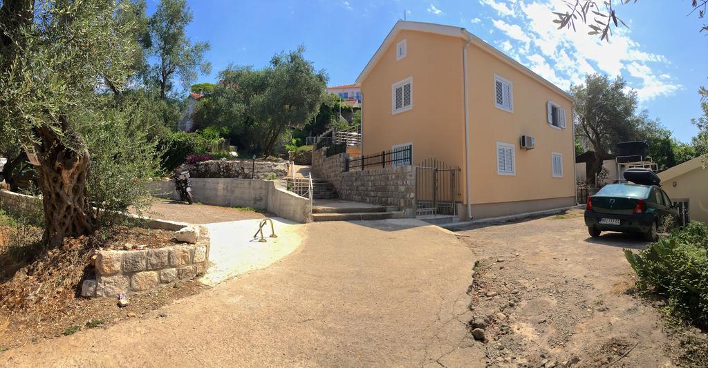 Zanjice Luxury Suite Luštica Exterior photo