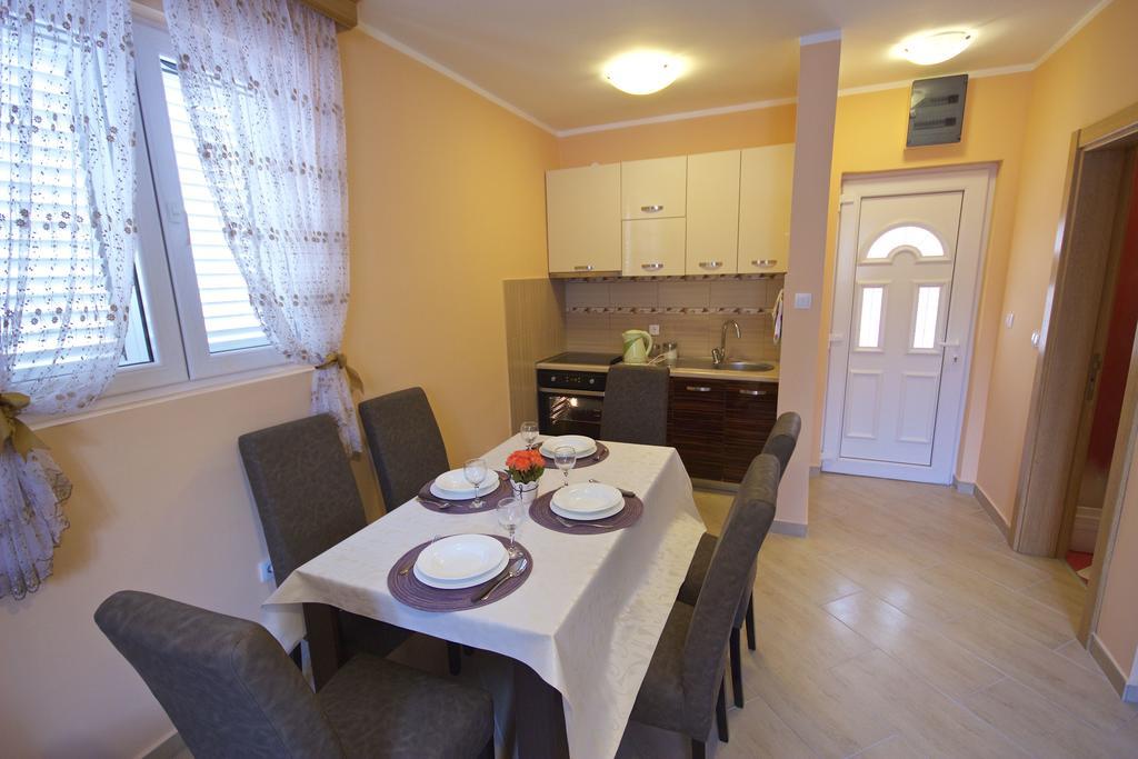 Zanjice Luxury Suite Luštica Exterior photo