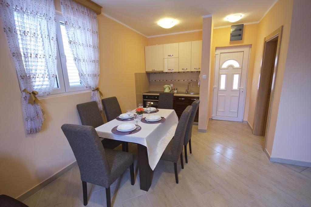 Zanjice Luxury Suite Luštica Exterior photo